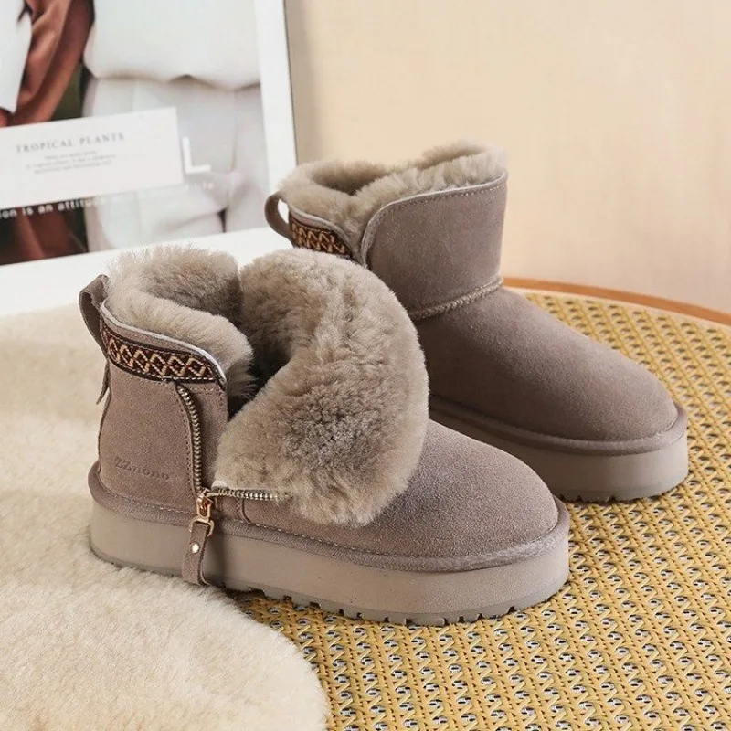 Winter New Thick Snow Boots Women's Round Head Suede Side Drawn Embroidery Anti-slip Wear-resistant Cotton Shoes