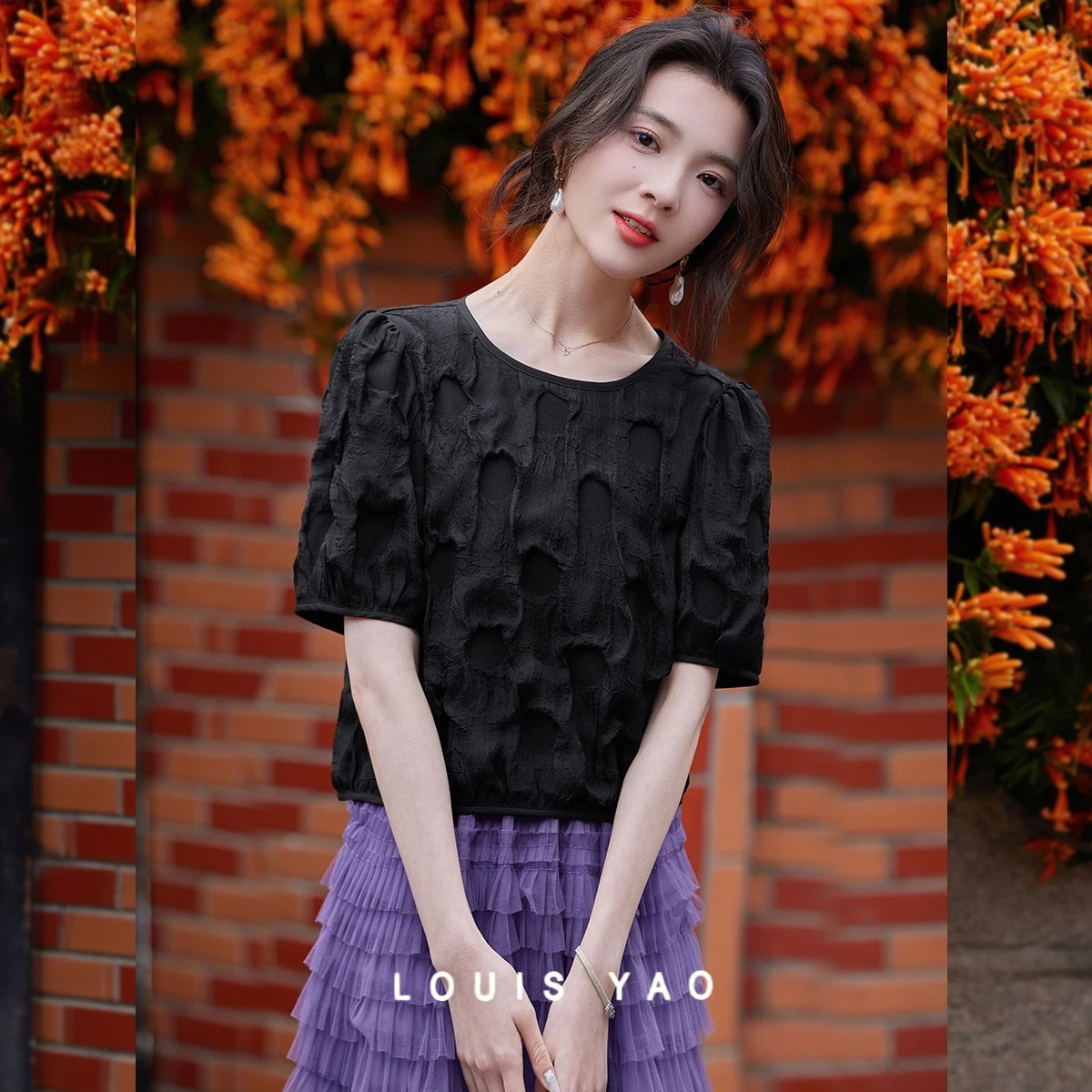 

Woven Fabric Shirt with Textured Lacing Pullover Blouses Top Fashion Sweet Round Neck Shoulder Short Sleeve Shirt Summers 2025