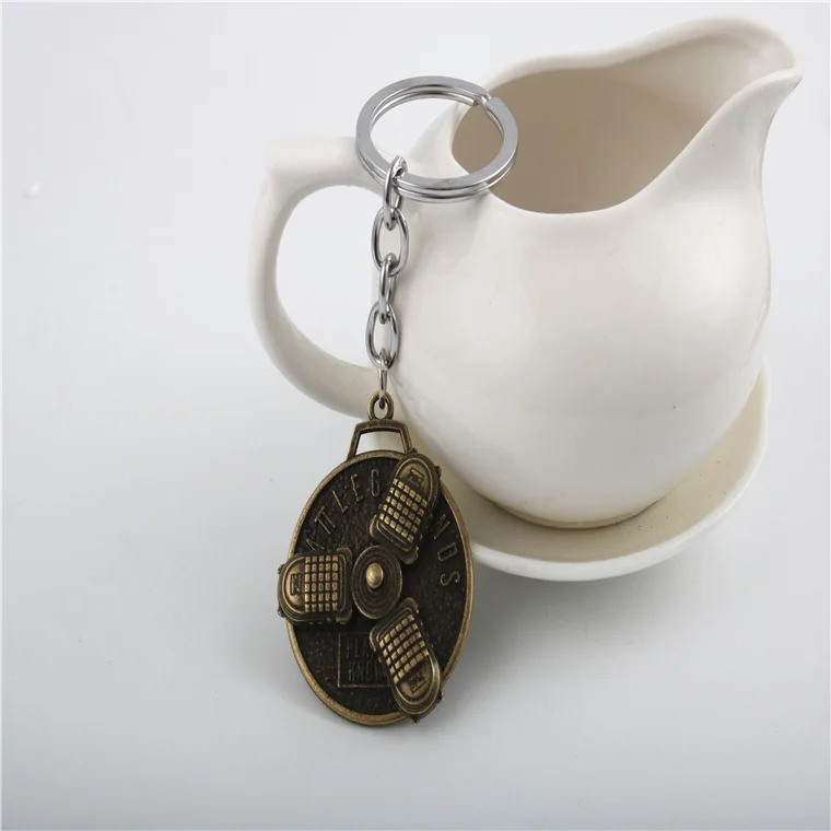 grenade keychain Fashion Keychain 3D Military Grenade + Gothic metal gun Pendant DIY Keychain