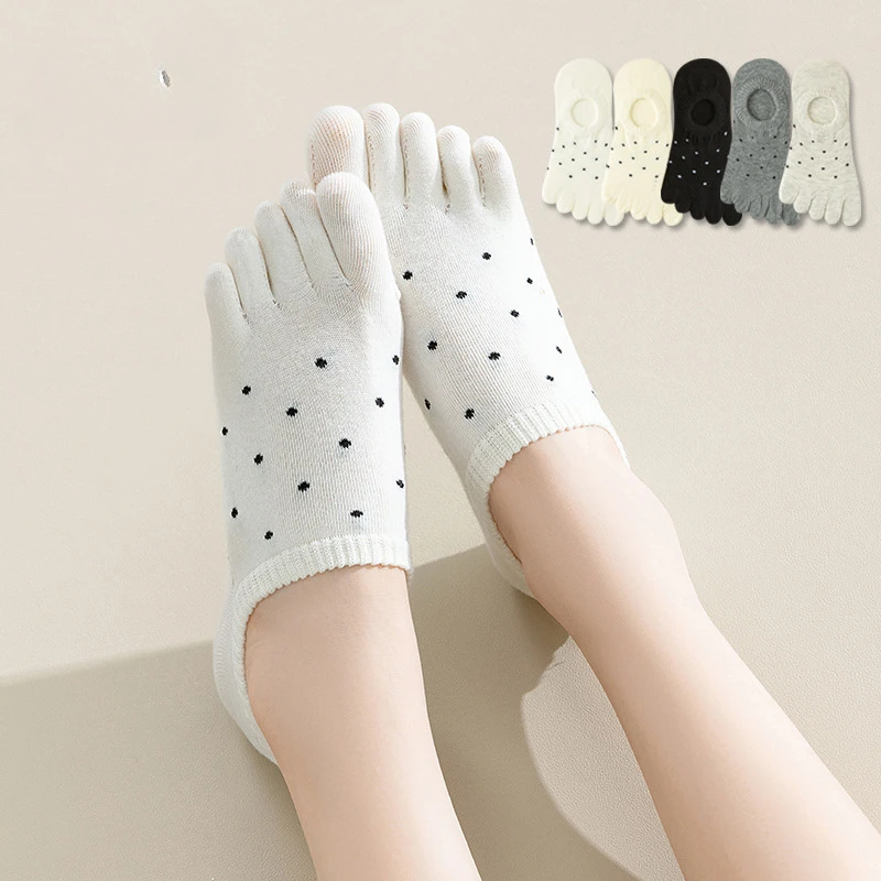 5 Pairs No Show Socks Women Non-slip Cotton Toe Socks with Separate Fingers Cute Dots Five Finger Slipper Socks Invisible