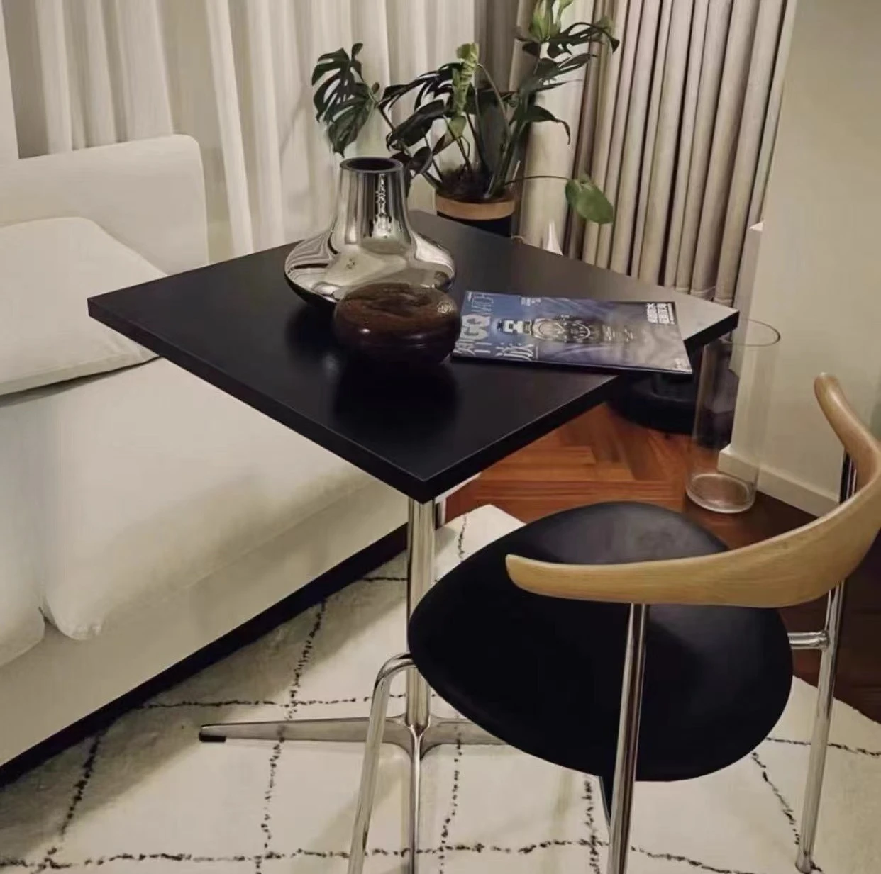 Cold drink computer commercial milk shop coffee round table dining table wabi sandy wind round