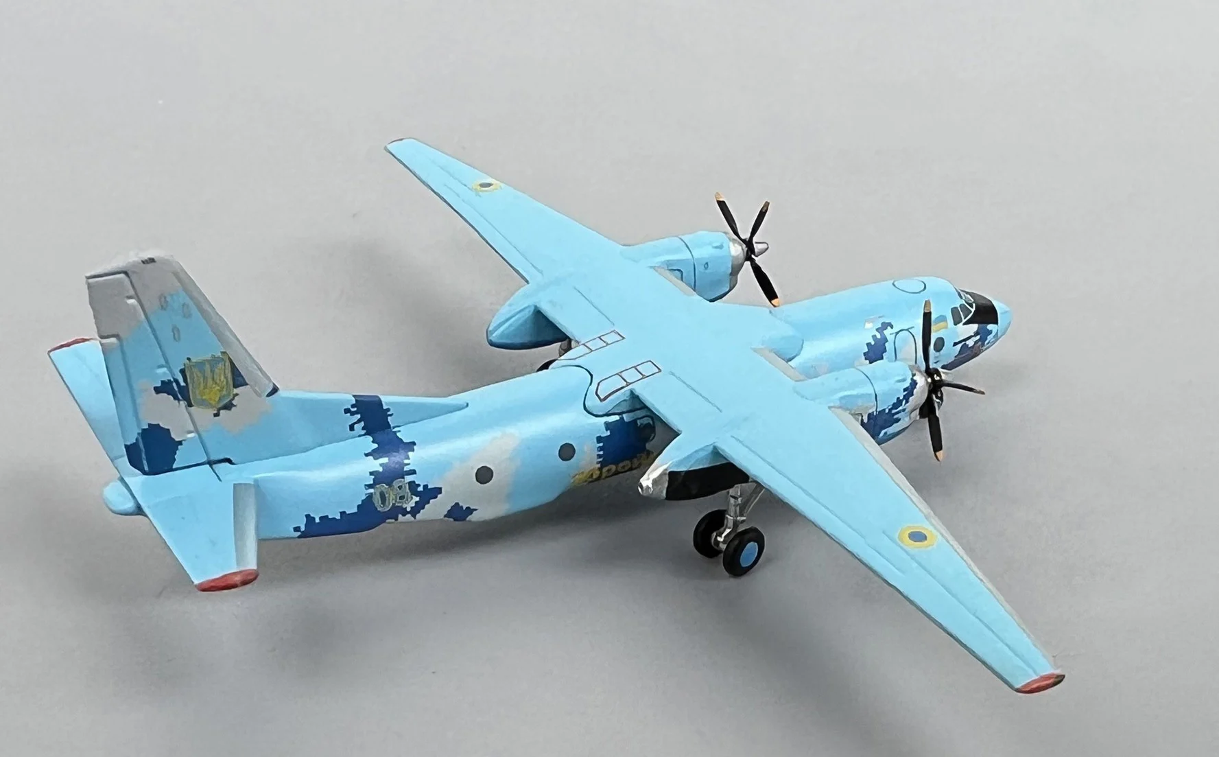 1/400 JCW LH4327 Ukrainian Air Force An-26 transport aircraft model  Alloy finished product collection model