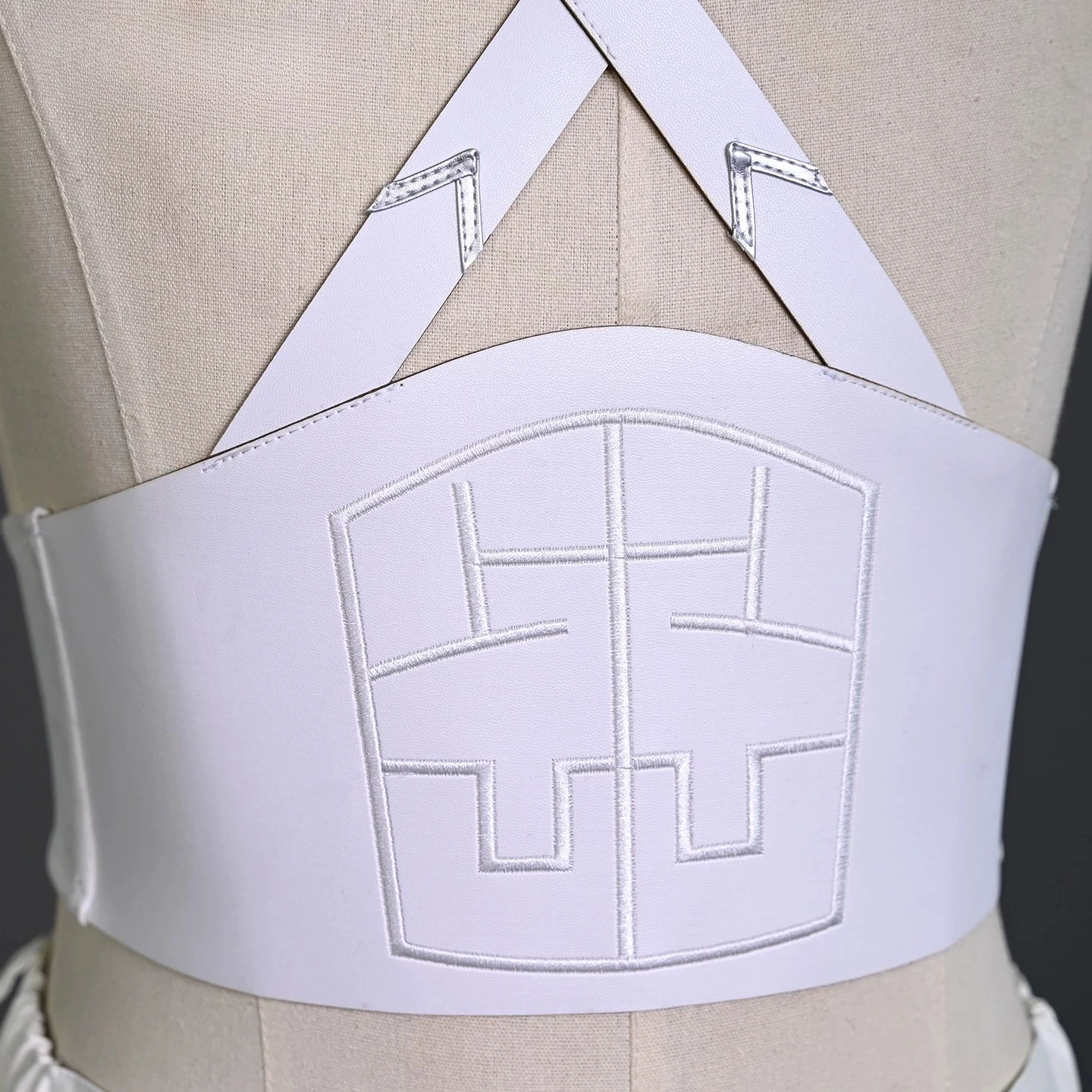 Sephiroth Pure Angle Fantasy White Pauldrons FFVII Cosplay Costume Full Set for Men Halloween Comic Con Role Play Anime Outfit view 6