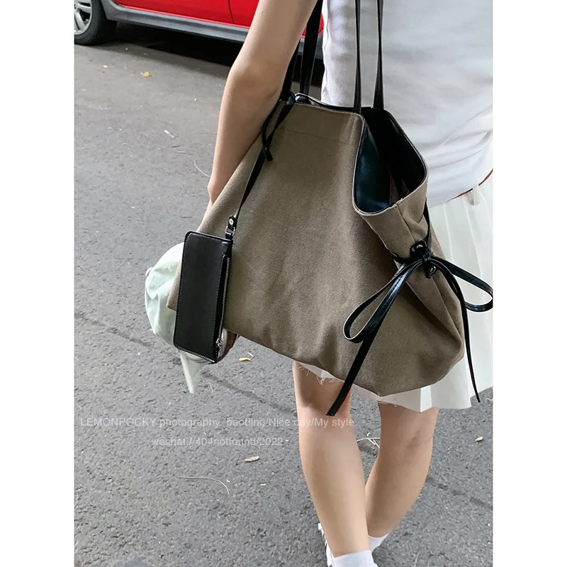 

Cross-border Casual Retro Large-capacity Canvas Bag Women's 2025 New Simple Tote Bag Shoulder Portable Commuter Bag