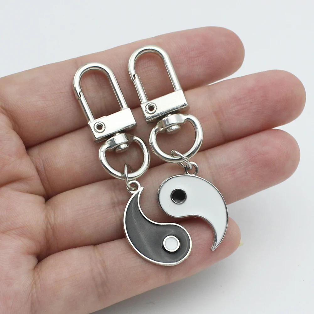 Tai Chi Yin Yang Eight Trigrams Round Black White Heart Pendant Key Ring Lovers Couple Holder Handbag Charms DIY Accessories