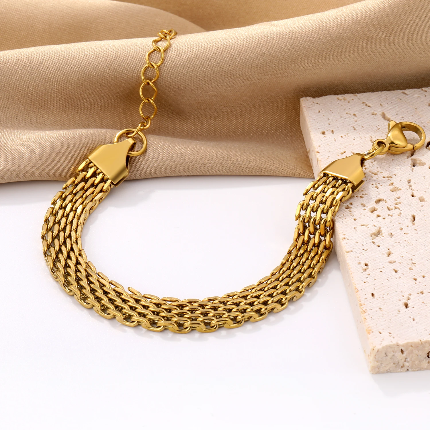 Stainless Steel Cuban Knoting Chain Bracelet Bangle Charm Metal for Women Men Hand Bangle Jewelry Waterproof Party High Quality