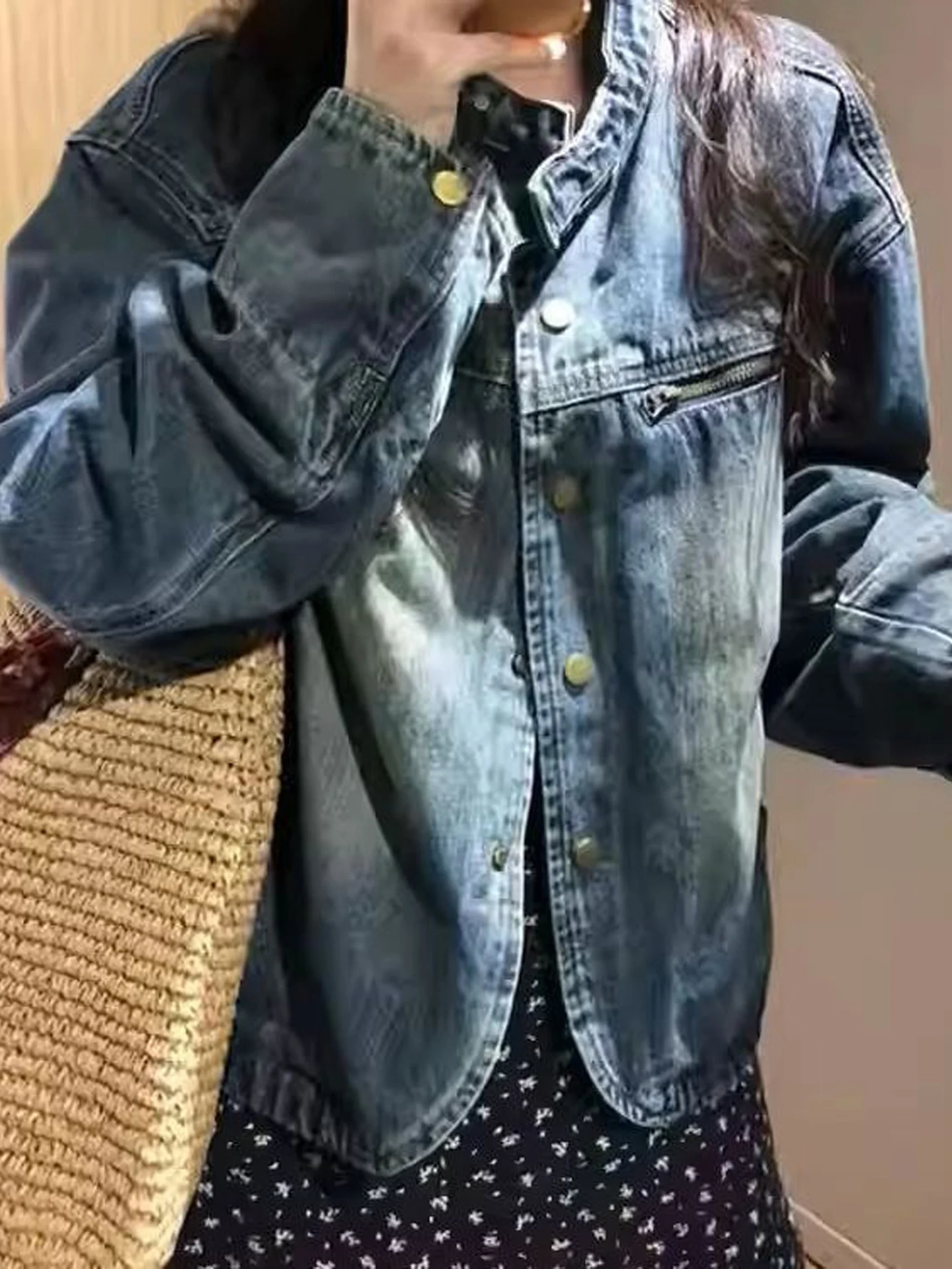 Retro Versatile Washed Short Denim Jacket Women's Fragrance Style Ageless Gentle Top Zipper Decoration Button Detail