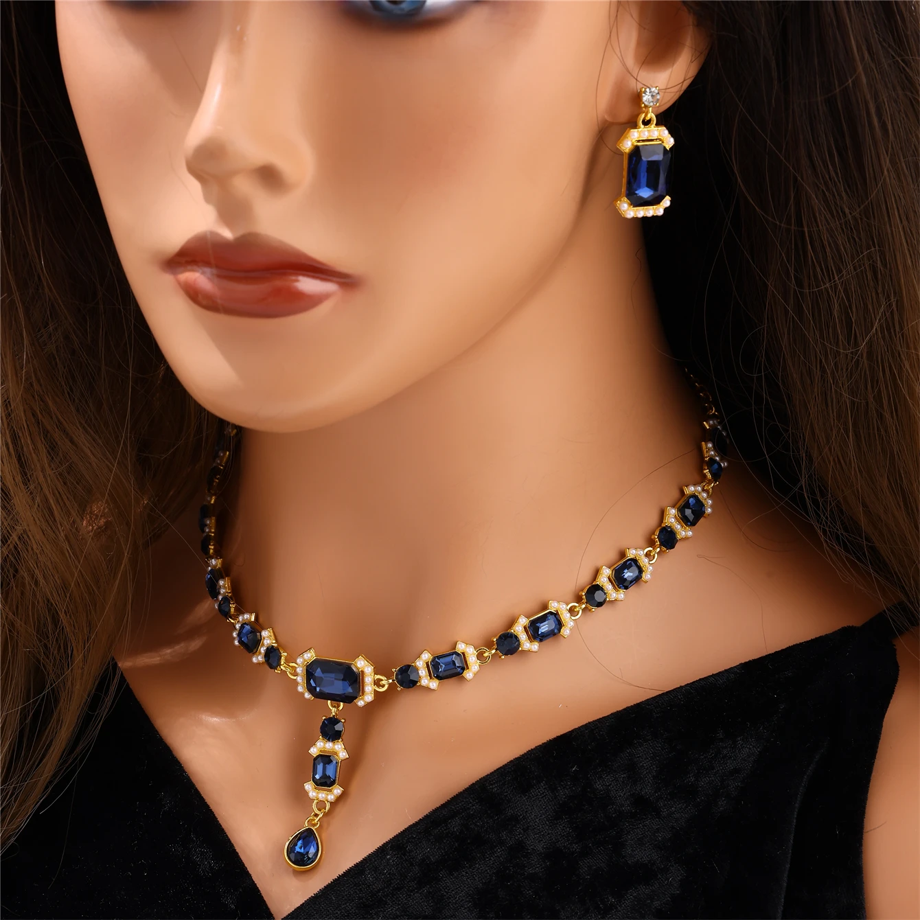 An Elegant Bride Rhinestone Necklace Earring Set Arab Ladies Party Holiday Wearing Jewelry Fake Pearl Inlaid Neck Chain