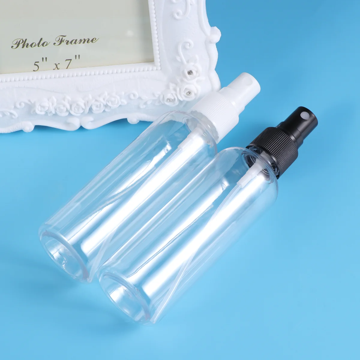 4 Stuks 100Ml Plastic Lege Spuitfles Voor Make-Up En Huidverzorging Hervulbaar Reisgebruik (Transparante Flessen Met Witte Sproeier)