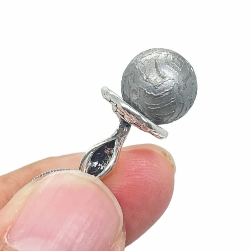 4.9g Muonionalusta Meteorite Sphere Pendant Polished Widmanstätten Pattern Sweden Iron Meteorite Necklace Collectible - LK291