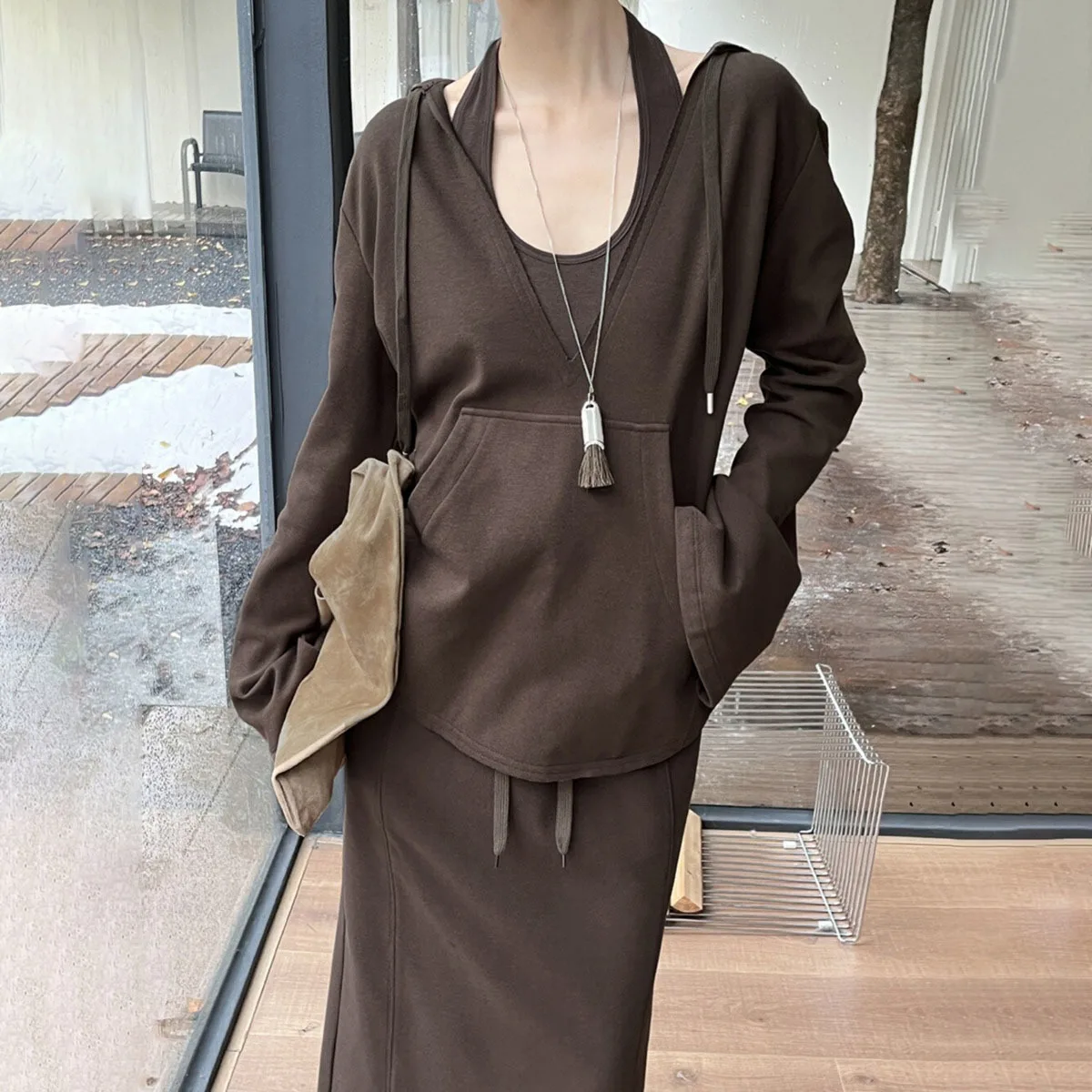 KWTX 2025 신상 가을 겨울 3피스 세트 드레스 세트 홀터 베스트 후드 재킷 드로스트링 스커트 캐주얼 빈티지 두꺼운 디자이너