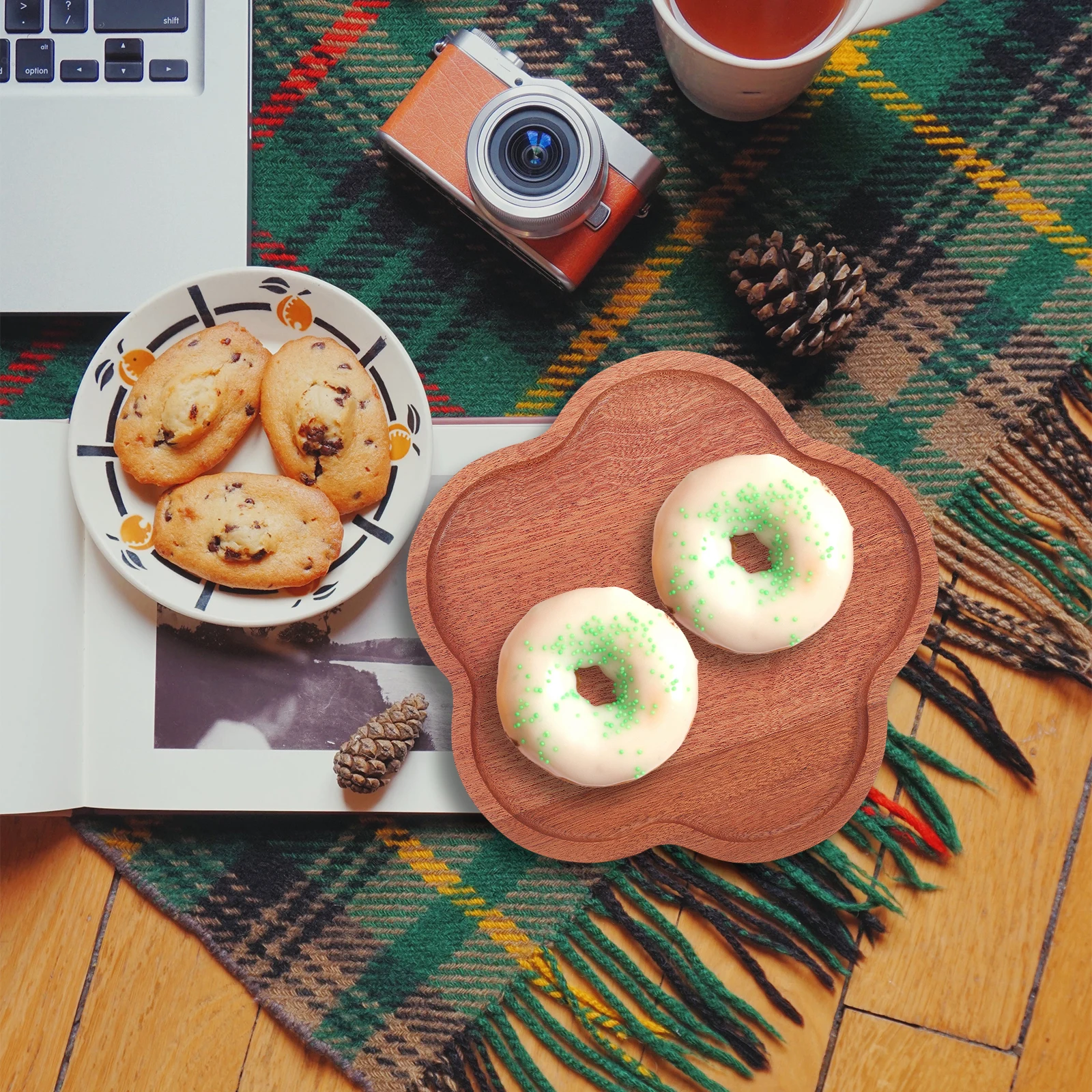 

1pc Wooden Serving Tray Handmade Solid Wood Dessert Plate Fruit Bread Platter Tea Table Snack Dish Party Wedding Breakfast