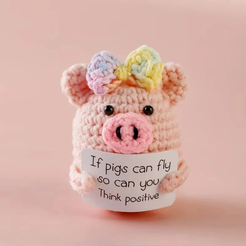 1pcs Funny Crochet Emotional Support Pig Doll With Card Desktop Ornament Handmade Knitted Pig Dolls Gifts Home Decoration