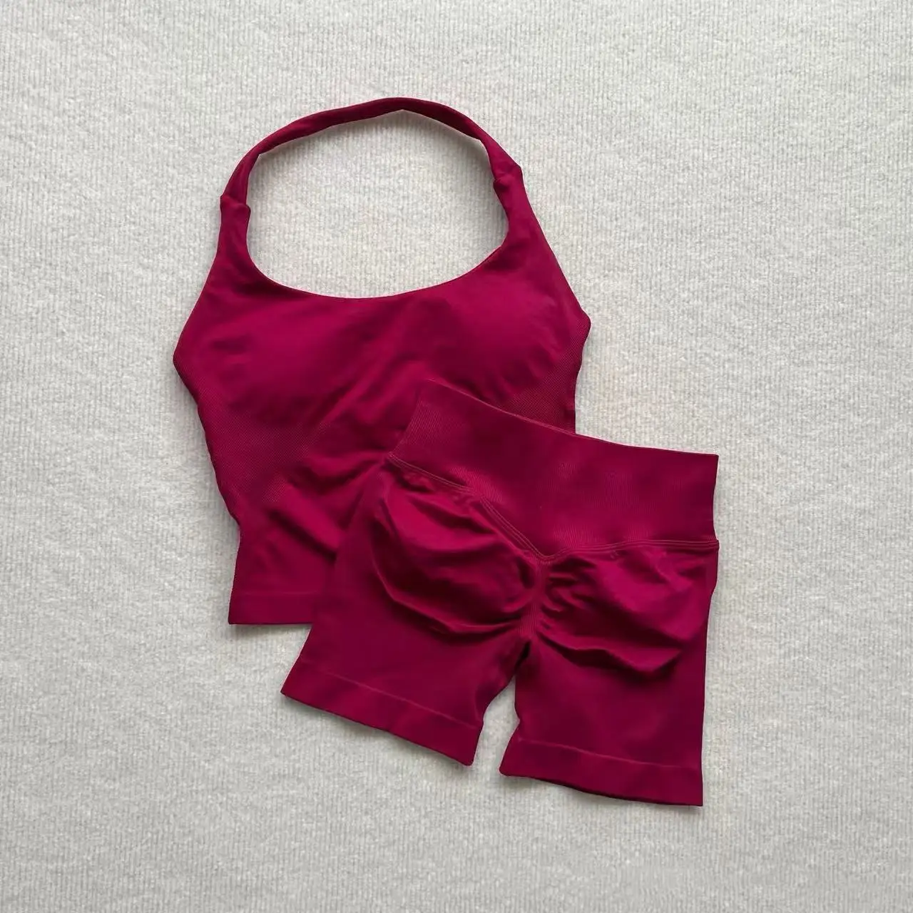 Halter-Neck Rückenfreies Yoga-Outfit Zweiteiliges Set für Damen, Push-Up Sport-BH + Hochgeschnittene Po-Formende Fitness-Shorts – Detail 9