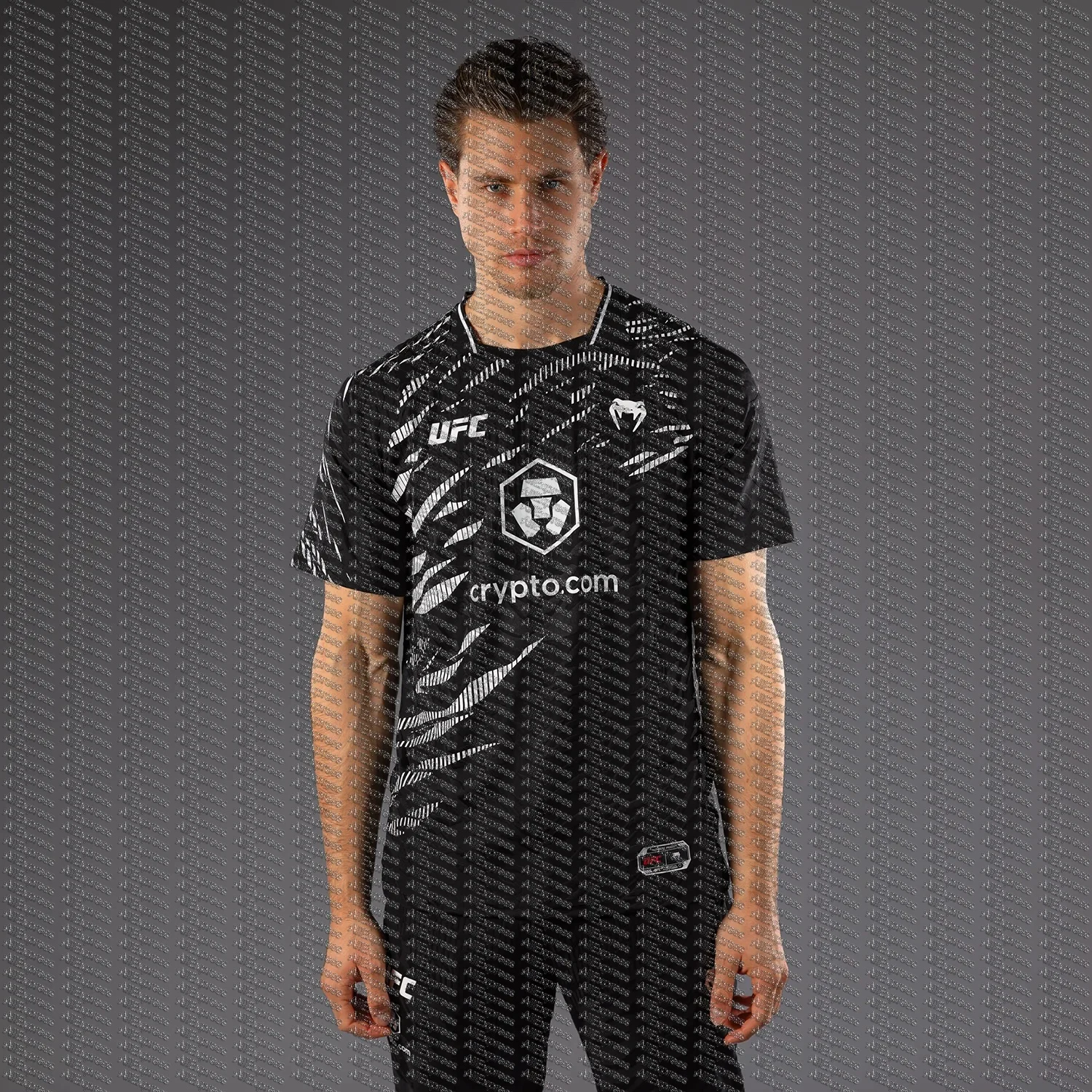 UFC Boxing Set Oversized Breathable Quick-Drying Sports Top with Short Sleeves for Men And Women MMA Training Running Shorts