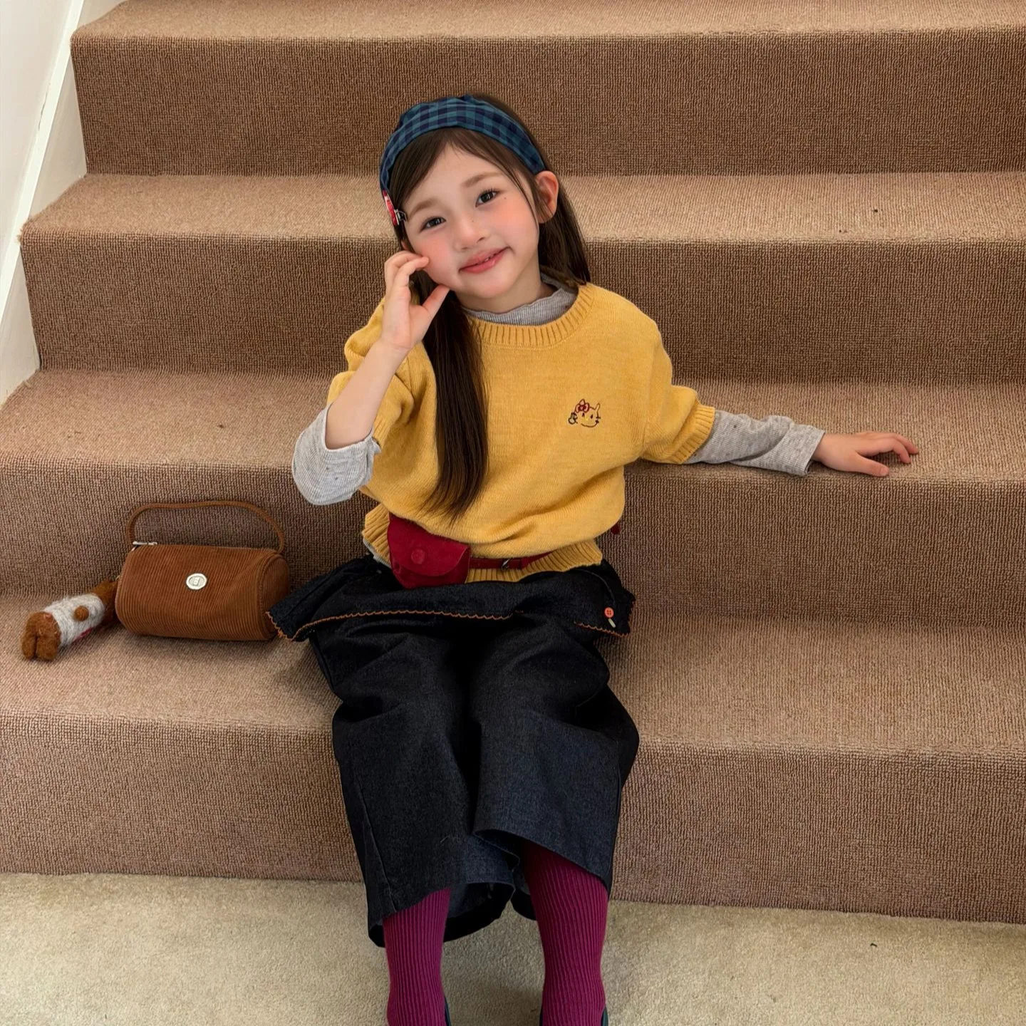 Children's Clothing 2026 Autumn New Sweater Base Sweater Children's Loose Pullover Top Half Sleeve Embroidered Knit Sweater