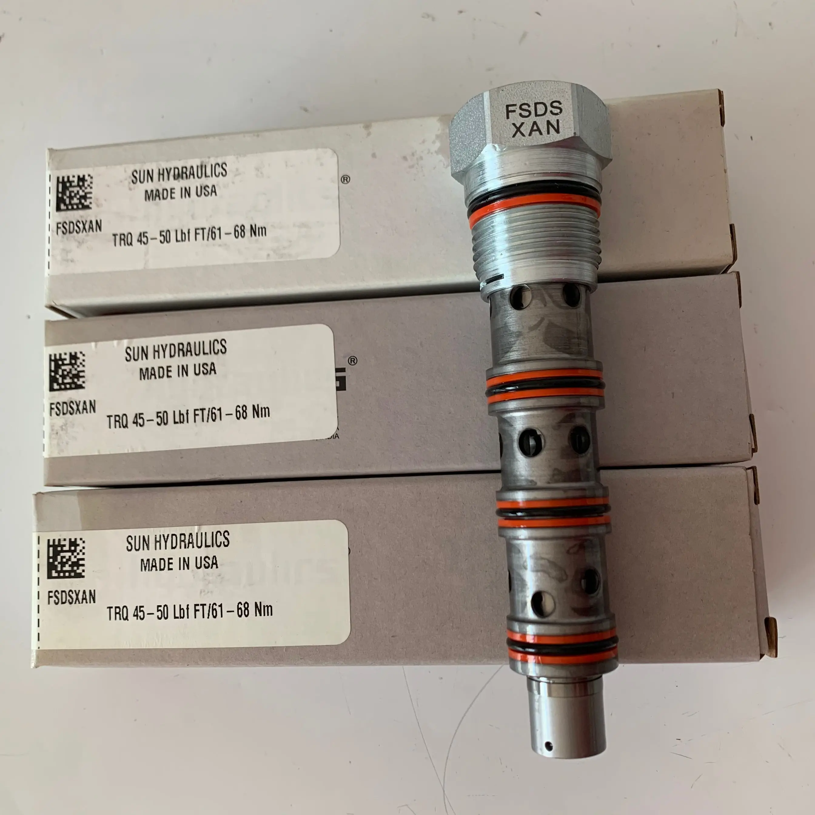 FSDS-XAN FSDSXAN SUN Hydraulics Original USA High Accuracy Synchronizing Flow Divider-combiner Valve HYDRAFORCE ea  ton vick  er