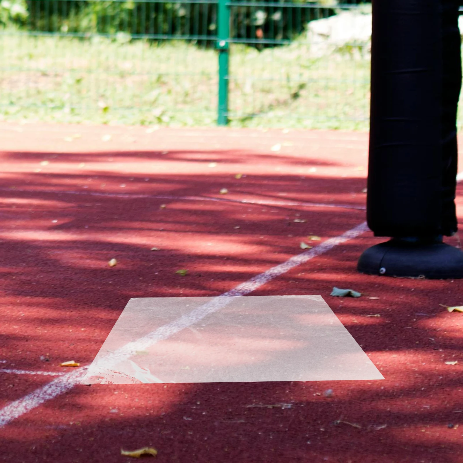 

30 Sheets Basketball Shoe Sole Dust Adhesive Pad Strong Grip Court Replacement Easy Maintenance Anti Static Floor Mat Team