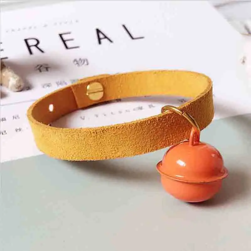 Collar de campana para perro, oso de peluche, conejo, Collar ajustable, Color caramelo, campana para mascotas