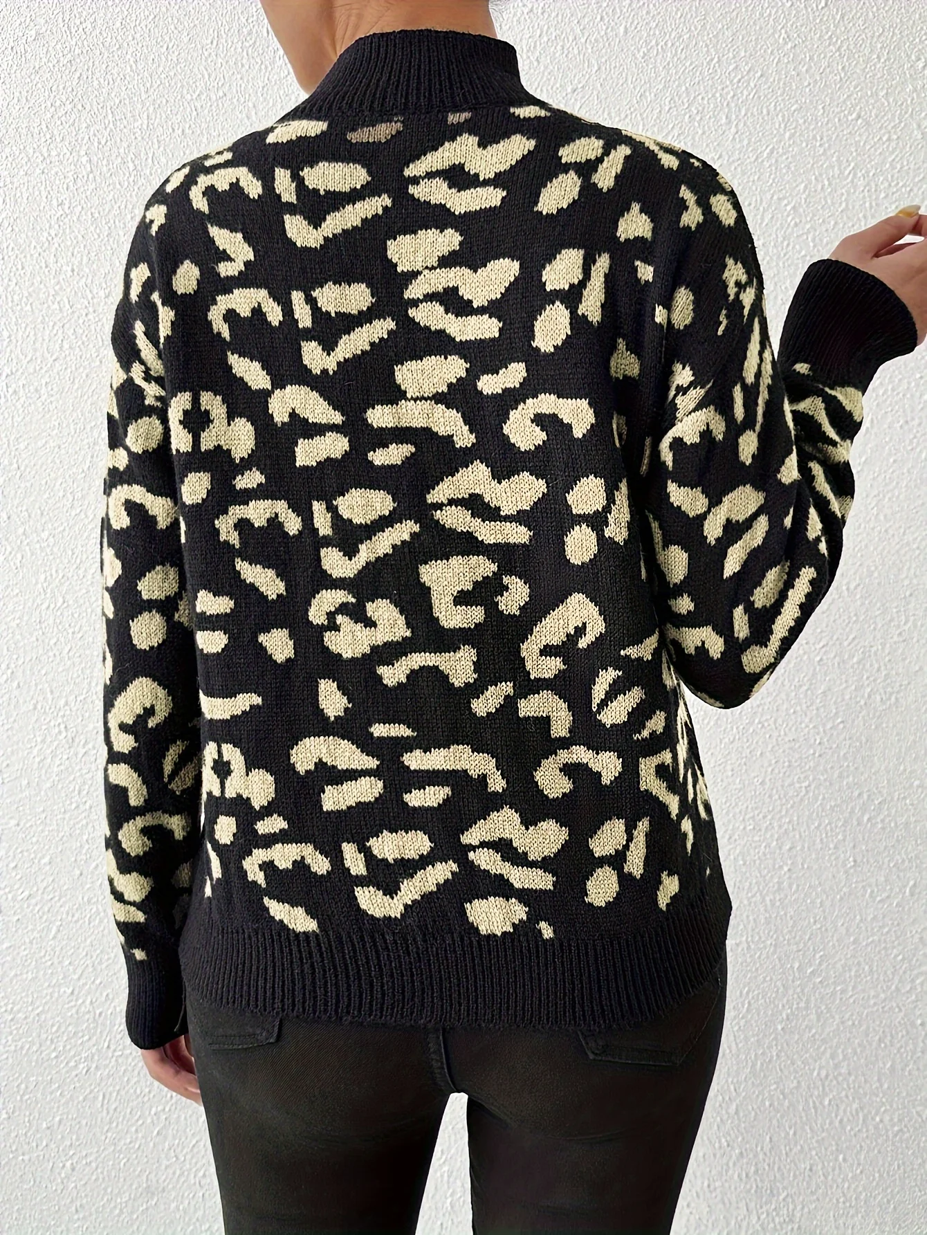 Suéter feminino casual com gola alta e estampa de leopardo, primavera e outono, novo top de malha versátil