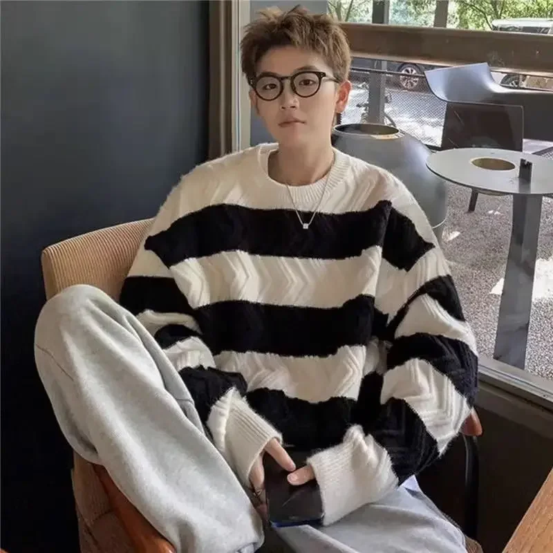 Men Korean Round Neck Sweater Loose and Lazy Stripe Contrast Knitted Shirt Couple Top Autumn and Winter Fashion Brand New Ins