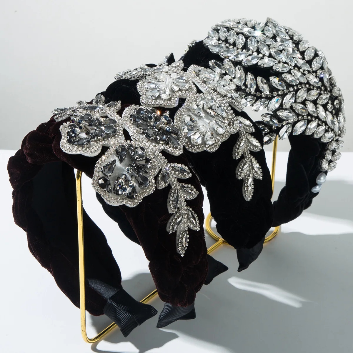 

Heavy Industry Black Velvet Twist Braided Headband Personality Diamond-encrusted Super Flash Flowers Leaves Luxury Banquet Hair