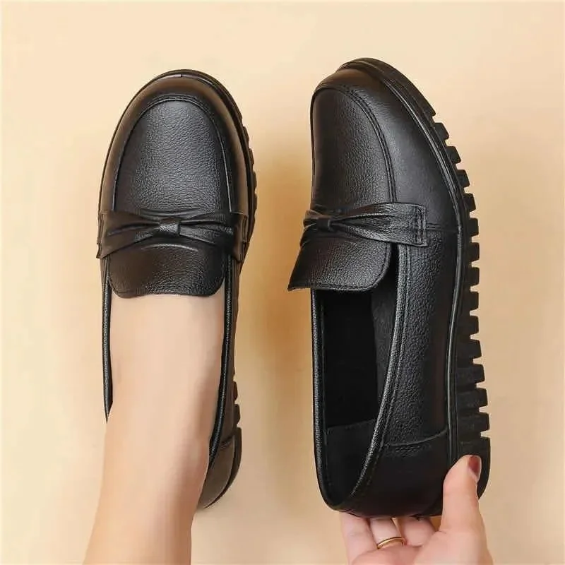 Nieuwe Lente Damesschoenen Lage Top Ronde Hoofdloafers Waterdichte Zachte Leren Schoenen Effen Kleur Veelzijdige Casual Schoenen Zapatos Mujer