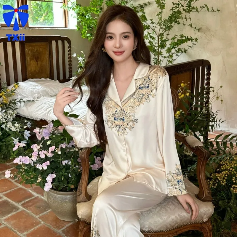 

Ice Silk Pajamas Women's Spring and Autumn Long Sleeve Internet Popular 2024 New High-end Summer Thin Home Clothes suit