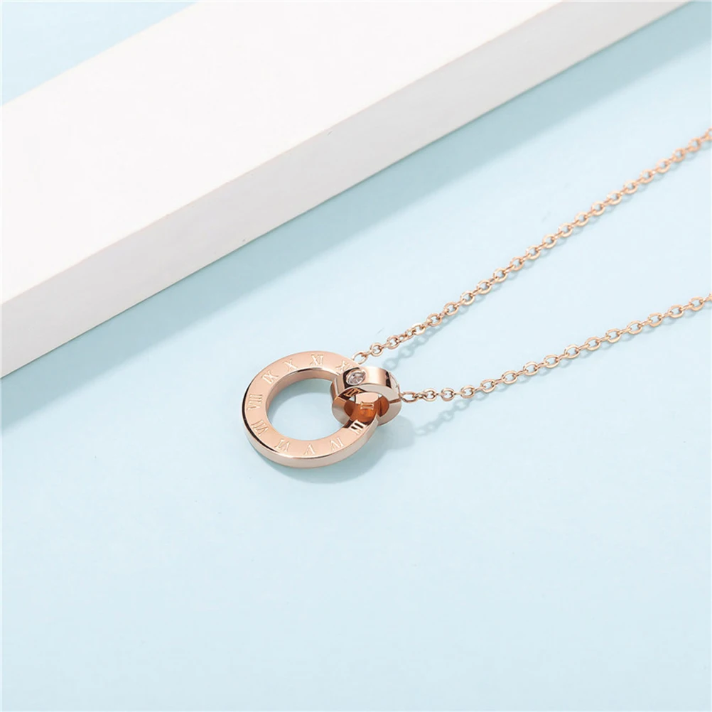 

Diamond Necklace Fashion Girls Engraved Women Pendant Roman Numerals Personality
