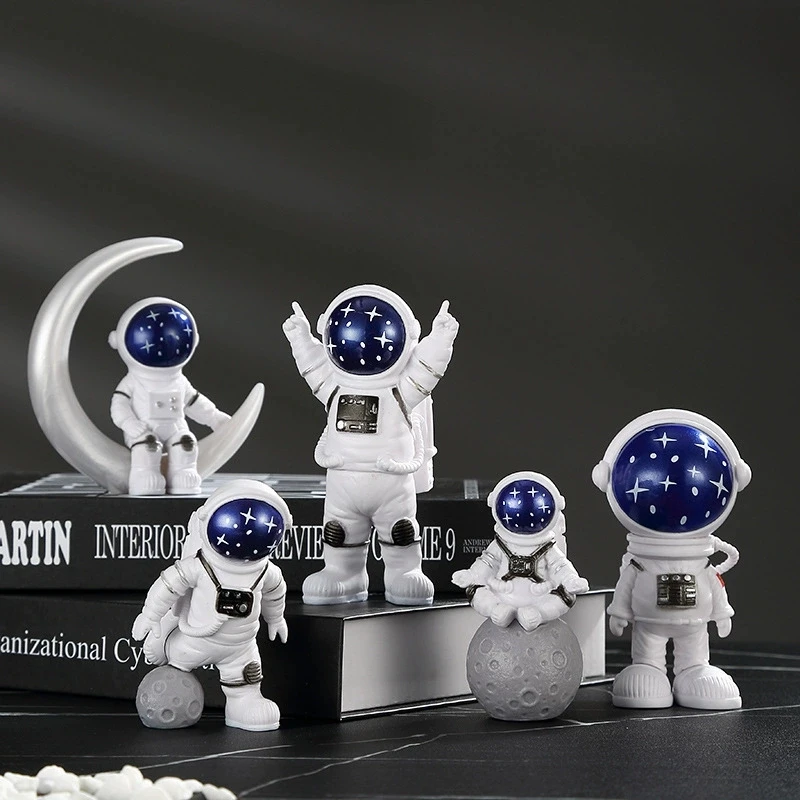 4pcs Spaceman Figure Statue Figurine Sculpture Astronaut Educational Desktop Home Decoration Astronaut Model