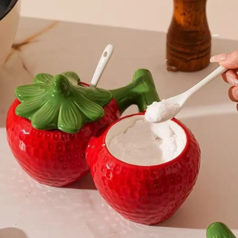 

Kitchen Seasoning Container Ceramic Strawberry Seasoning Jar Japanese Style Cartoon Oil Bottle with Lid Condiment Can Salt