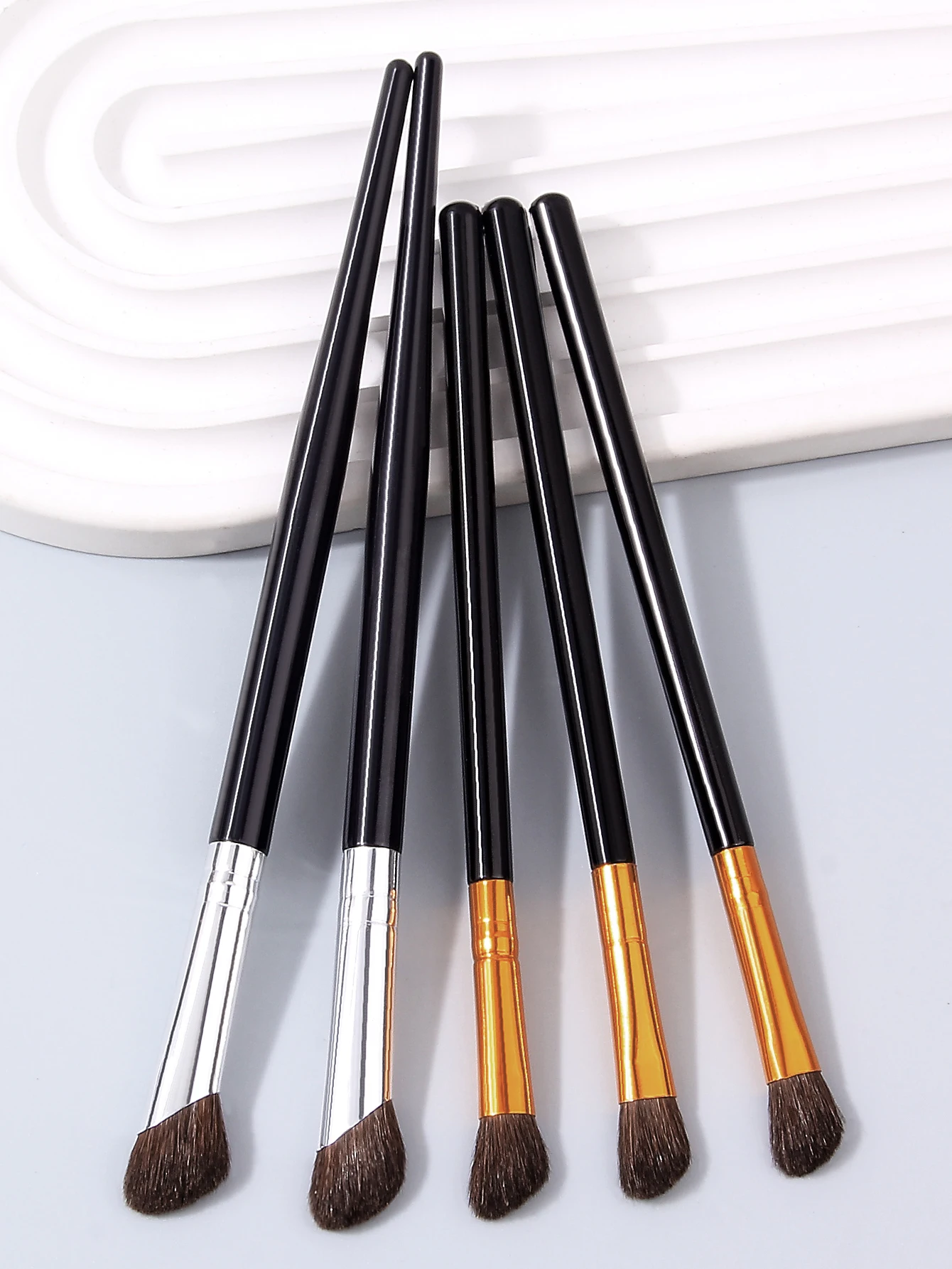 5PC sikkelneuscontourborstel, zachte synthetische schuine/hoogtepunt/concealer blending tool, Travel-Pro Kit voor oog- en gezichtsmake-up