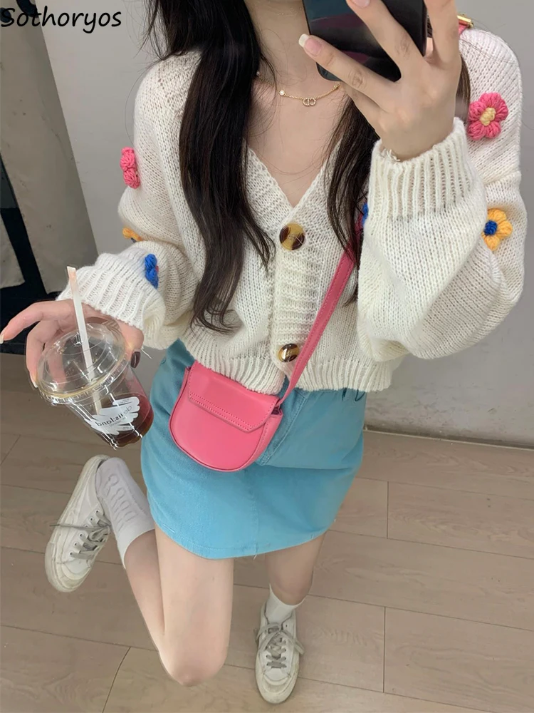

Cropped Cardigan Women Tender 3D Flower Sweaters Gentle Korean Style Sweet V-neck Soft All-match Chic Aesthetic Кардиган Женский