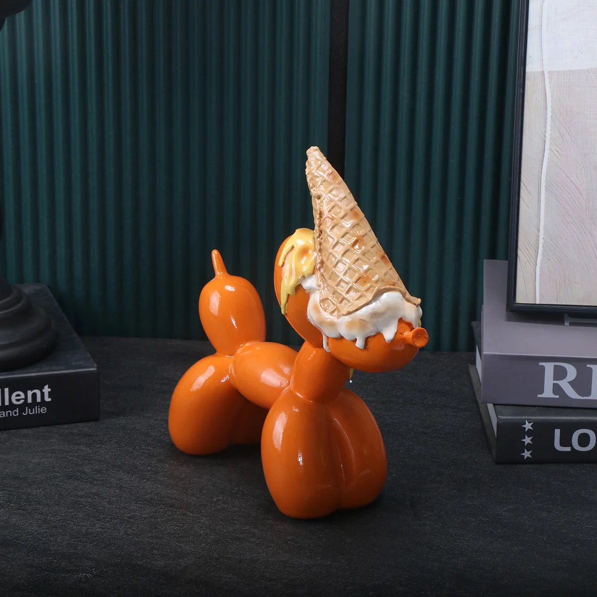 Nordic Resin Balloon Dog Sculpture with IceCream Cone Cake Design Animal Figurines Home Decor French Bulldog Statue Ornaments