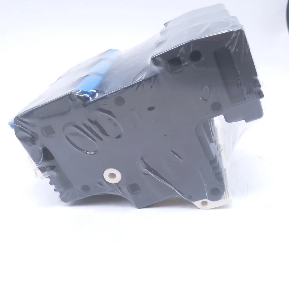 

DF141, DF142, DF141N, DF143C, DF143NC Fuse Holders