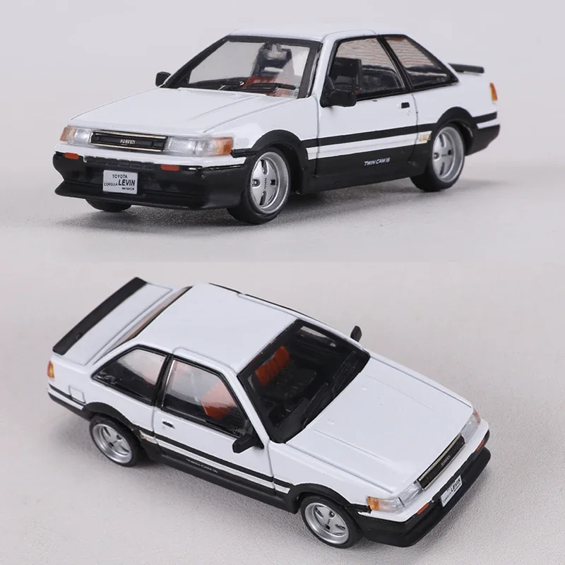 DCT 1:64 AE86 Model samochodu ze stopu