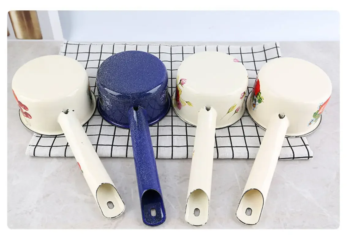 Vintage Enamel Milk Pan with Long Handle Ladle for Gas or Induction Hob Enamel Water Ladle with Retro Style for Home Kitchen