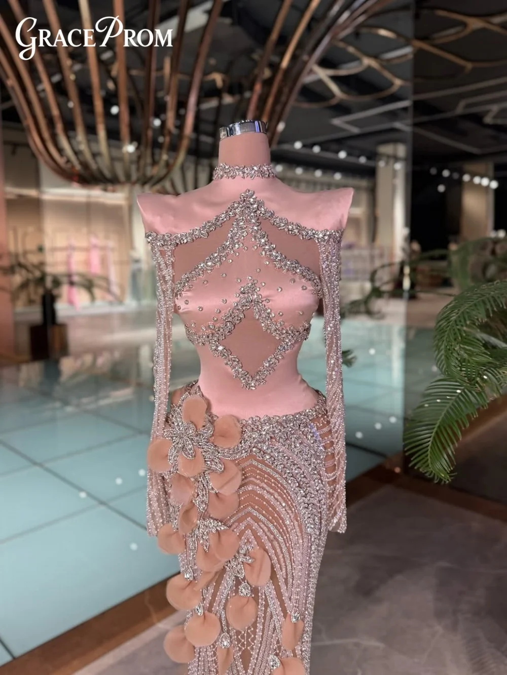 

Glamorous Sheer High \Evening Dress Long Sleeve Beading Crystals 3D Floral Formal Gown For Prom Wedding Guest Vestido De Noite