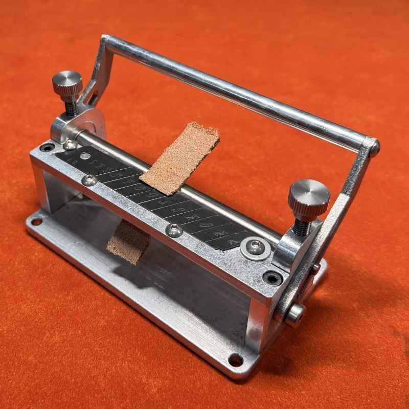 Manual leather thinning machine, cowhide material, shovel thin knife, soft and hard horse hip vegetable tanned belt, strap