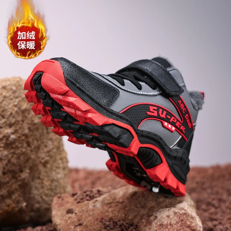 

2025 New Children Climbing Shoes Thermal Comfortable Trekking Sneakers Wear-Resisting Hiking Shoes Outdoor Walking Sneakers
