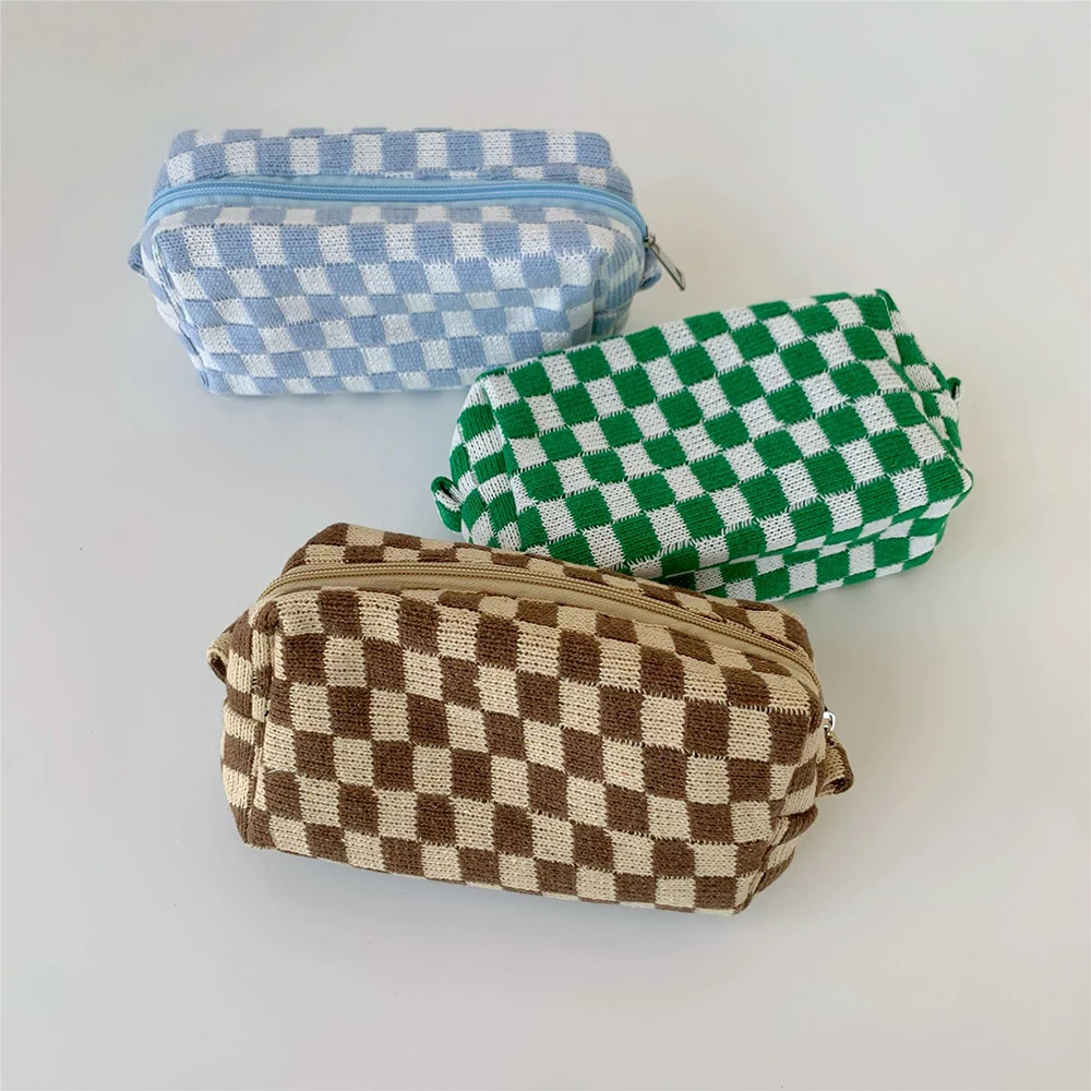 Embroidered Name Chessboard Cosmetic Bag Large Capacity Knitting Storage Personalized Plaid Knitting Bag Traveling Makeup Bag