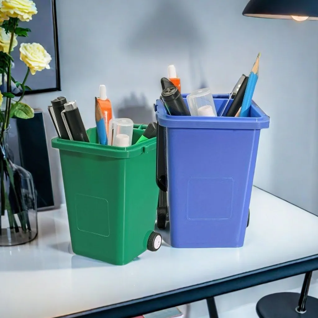 2pcs Mini Trash Can Pen Holder for Desk – Lightweight Plastic Organizer,Cute Desktop Storage Cup for Office & Home Pencil Holder