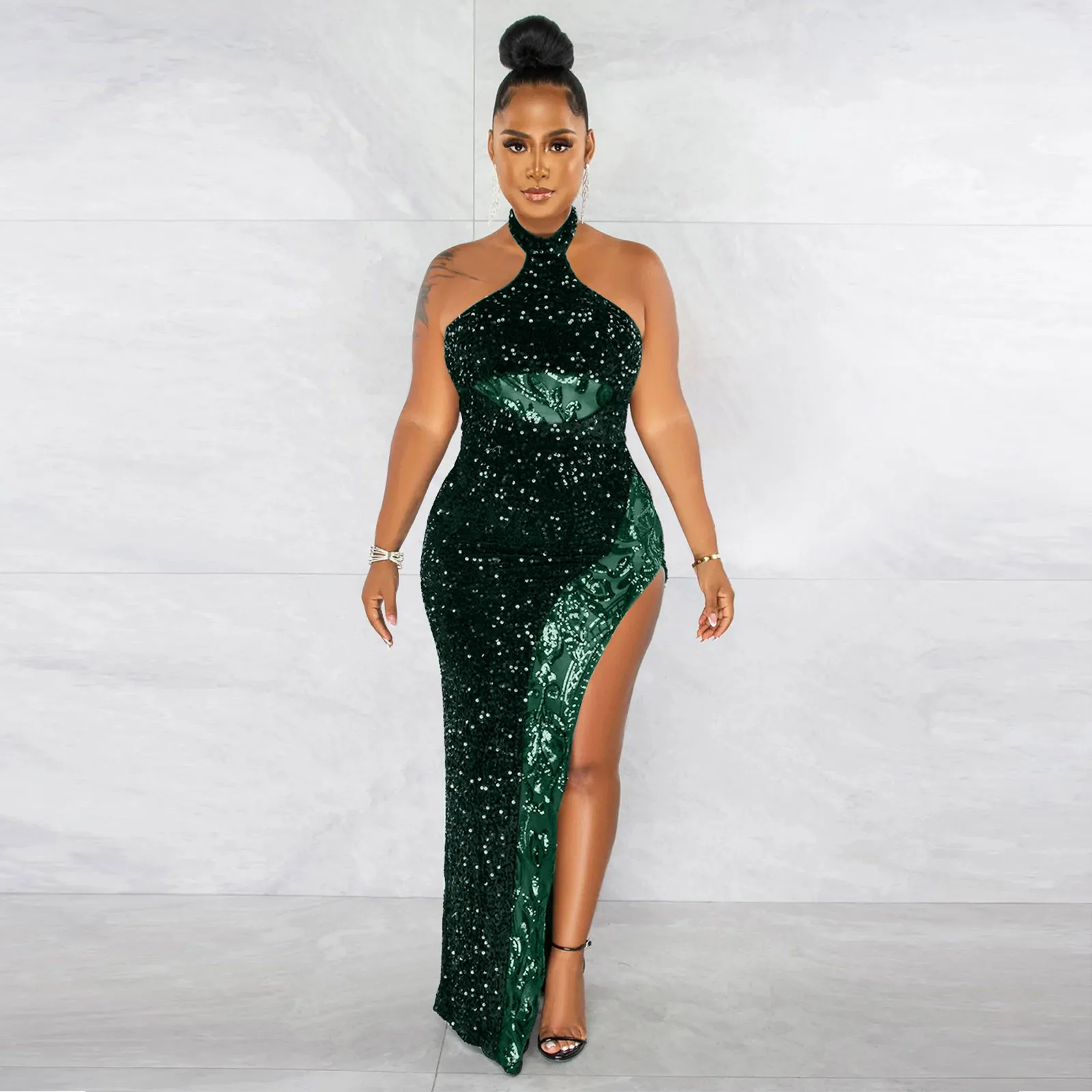 Plus Size Dresses For Curvy Women Glitter Sparkly Sequin Sleeveless Halterneck Side Slit Cocktail Dress Elegant Party Dresses