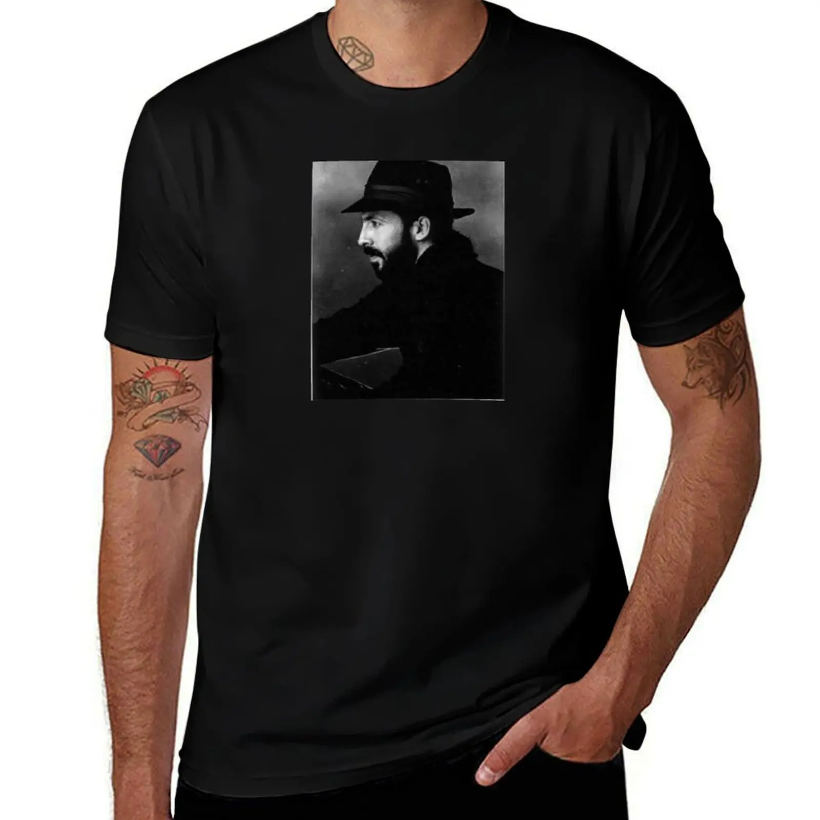 

Poster Juan Luis Guerra singer Tshirt Juan Luis Guerra T-Shirt g man t shirts for men t shirts for man graphic tees T-shirt