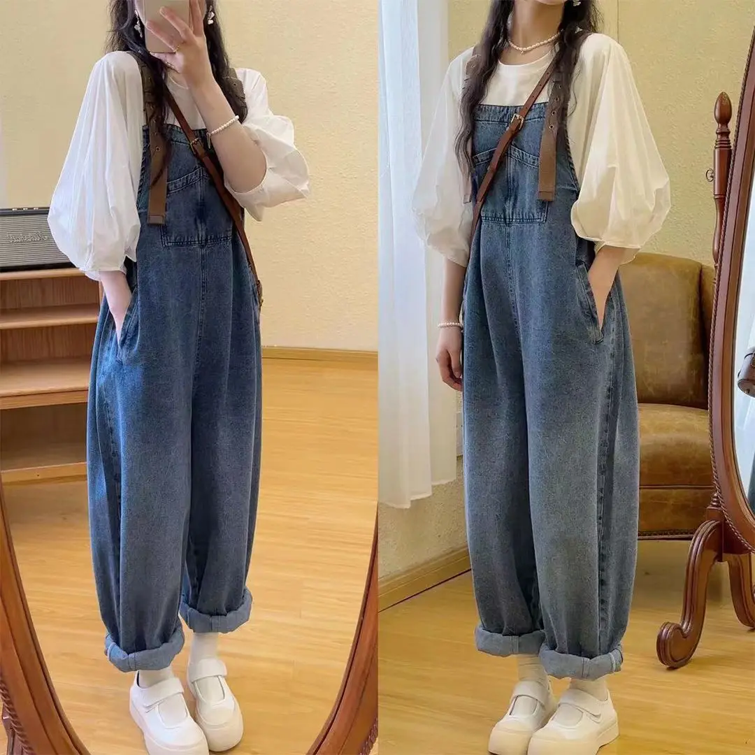 

Лето 2025 г., женские модные футболки с изображением Джокера, комбинезоны, джинсовые брюки, костюмы из двух предметов, женские новые повседневные студенческие белые топы, джинсовая одежда