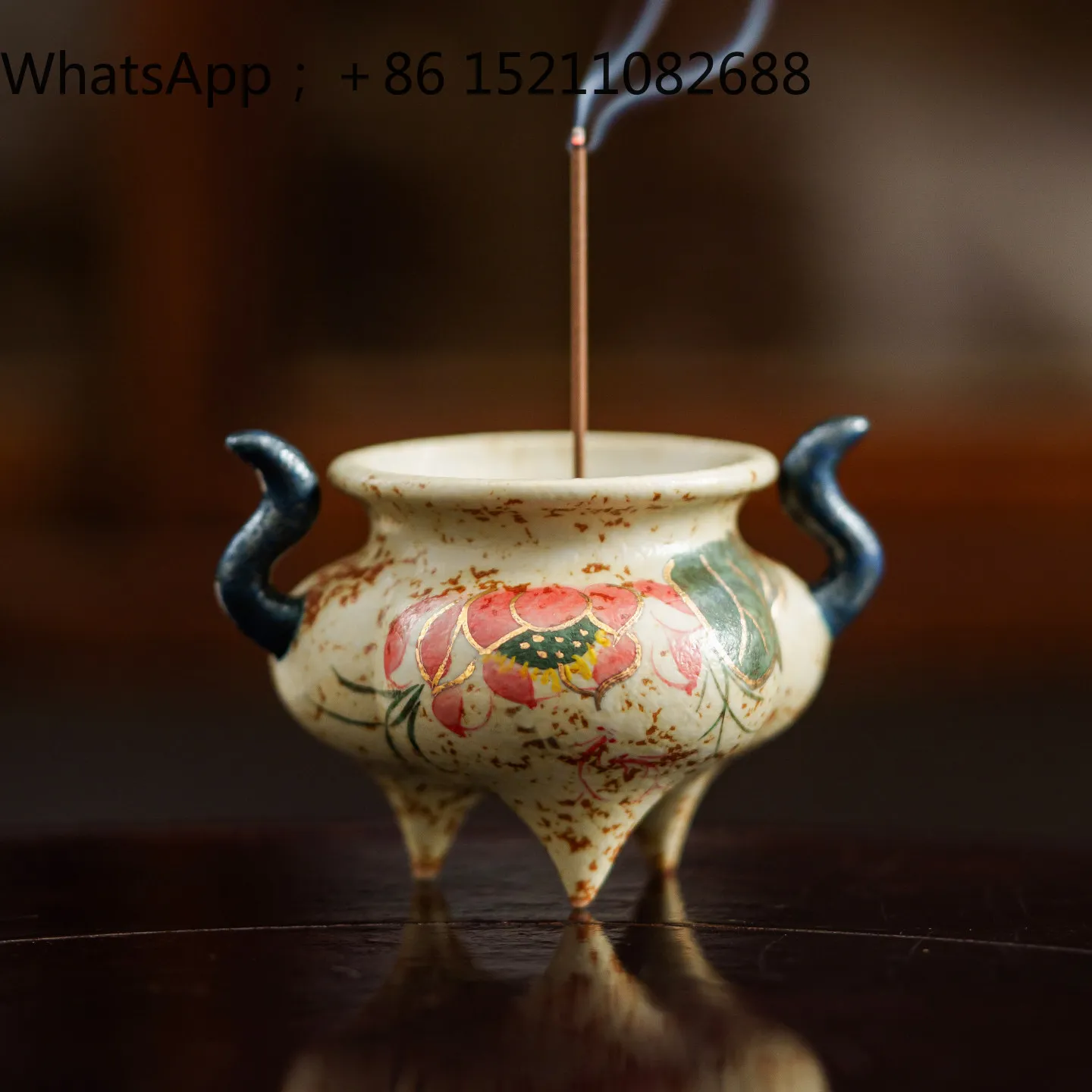 LLY blue and white flint red ceramic three-legged incense burner hand-painted koi play lotus base aromatherapy burner household