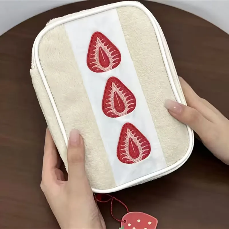 Strawberry Sandwich Kosmetiktasche, großes Fassungsvermögen, Make-up-Pinsel, Lippenstift-Aufbewahrungstasche, multifunktionaler Kosmetik-Organizer – Detail 8