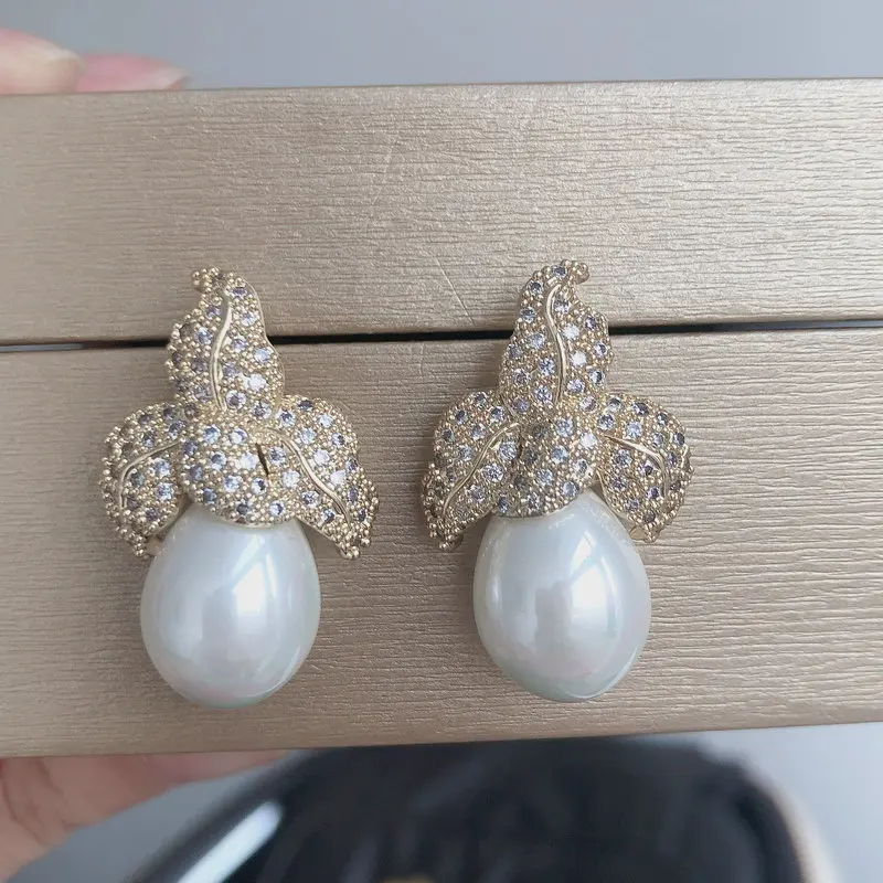 حلق متدلي من Bilincolor Fashion مصنوع من أوراق اللؤلؤ الأبيض الذهبي دبي للنساء #6