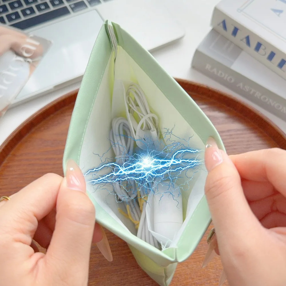 Mini Earphone/Data Cable Storage Bag Closed Bullet Bag Candy Colored Coin Bag Zero Wallet Lipstick Handbag Small Bags Gift 2025