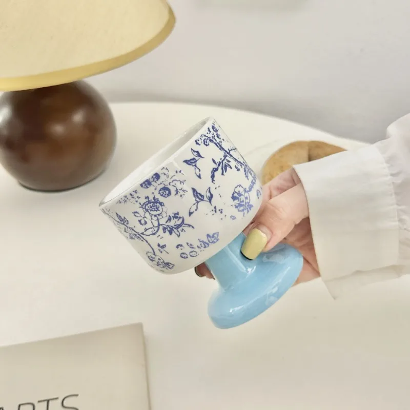 French blue and white high-value retro goblet ceramic dessert cup niche design coffee cup ice cream cup